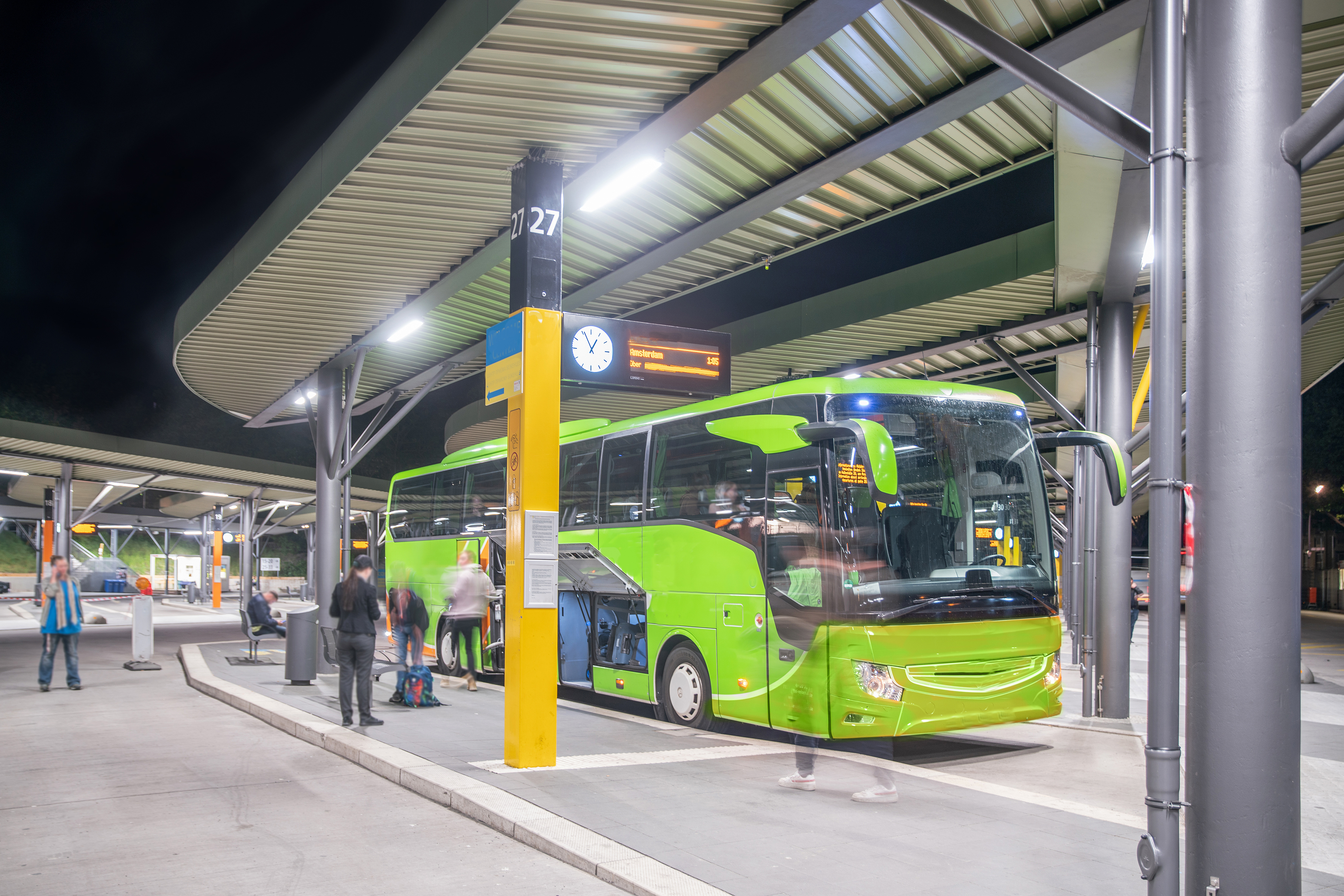 Fernbusse als Zugewinn für das Deutschlandticket